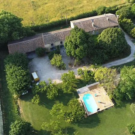 84b7 - In A Charming 18th Century
