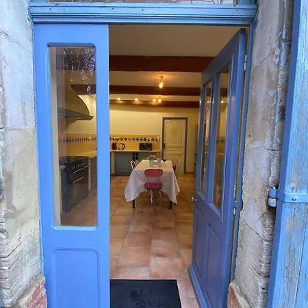 84b7 - In A Charming 18th Century Holiday home Althen-des-Paluds