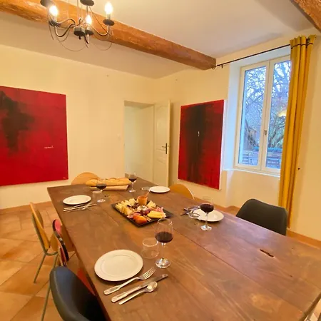 Holiday home 84b7 - In A Charming 18th Century Althen-des-Paluds